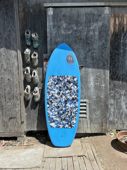 SUP Wave 2 foilboard by Vince Broglio