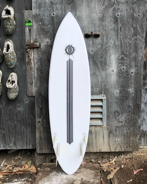 The Twinzer kiteboard by Vince Broglio